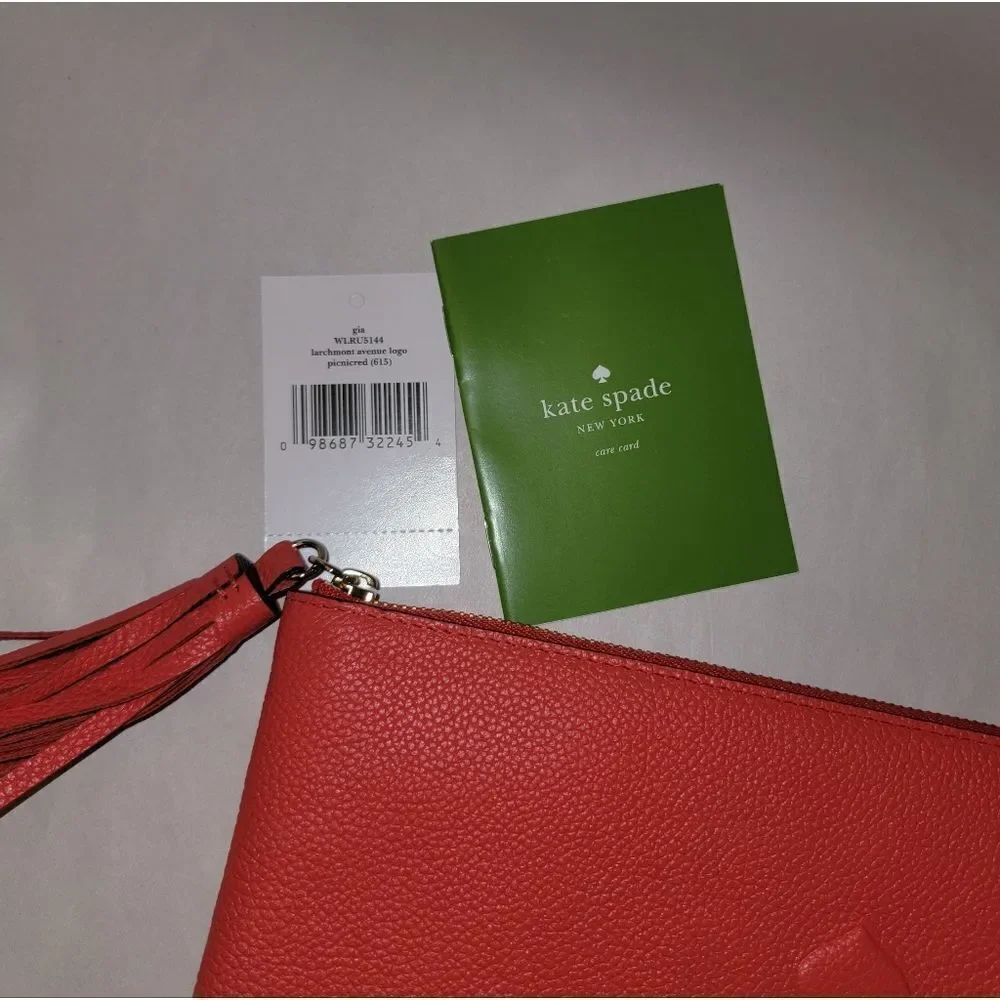 Kate Spade Gia Larchmont Avenue Logo Leather Clutch New